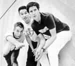 Beastie Boys записали антивоенную песню