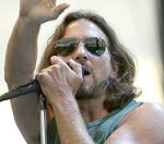 Вокалист Pearl Jam выпустил сольный диск
