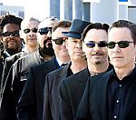 UB40 остались без вокалиста