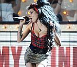 Amy Winehouse Bailed Following Drug Arrest