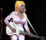 Dolly Parton: 'I'd Consider Playing Glastonbury Festival'