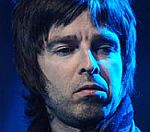 Noel Gallagher Stand Ups For 'Sacked' Sven-Goran Erickson