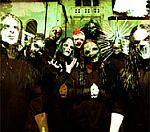 Участник Slipknot сломал обе ноги на концерте