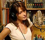 Carla Bruni Topples Coldplay On French Album Charts