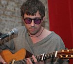 Graham Coxon Nearly Driven To Suicide By Blur Vs Oasis Chart Battle