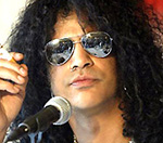 Slash: 'Axl Rose Is F*cking Phenomenal'