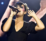 Lily Allen Cries On Stage After Fight Breaks Out At London O2 Arena