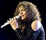 Whitney Houston Booed As She Makes UK Gig Comeback