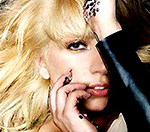 Lady Gaga получила премию GLAAD