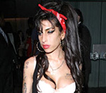 Mark Ronson 'Annoyed By Drunk Amy Winehouse At London Gig'