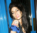 Amy Winehouse Jeered At Libertines Comeback Gig