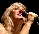 Ellie Goulding, The Kooks To Play Little Noise Sessions 2010